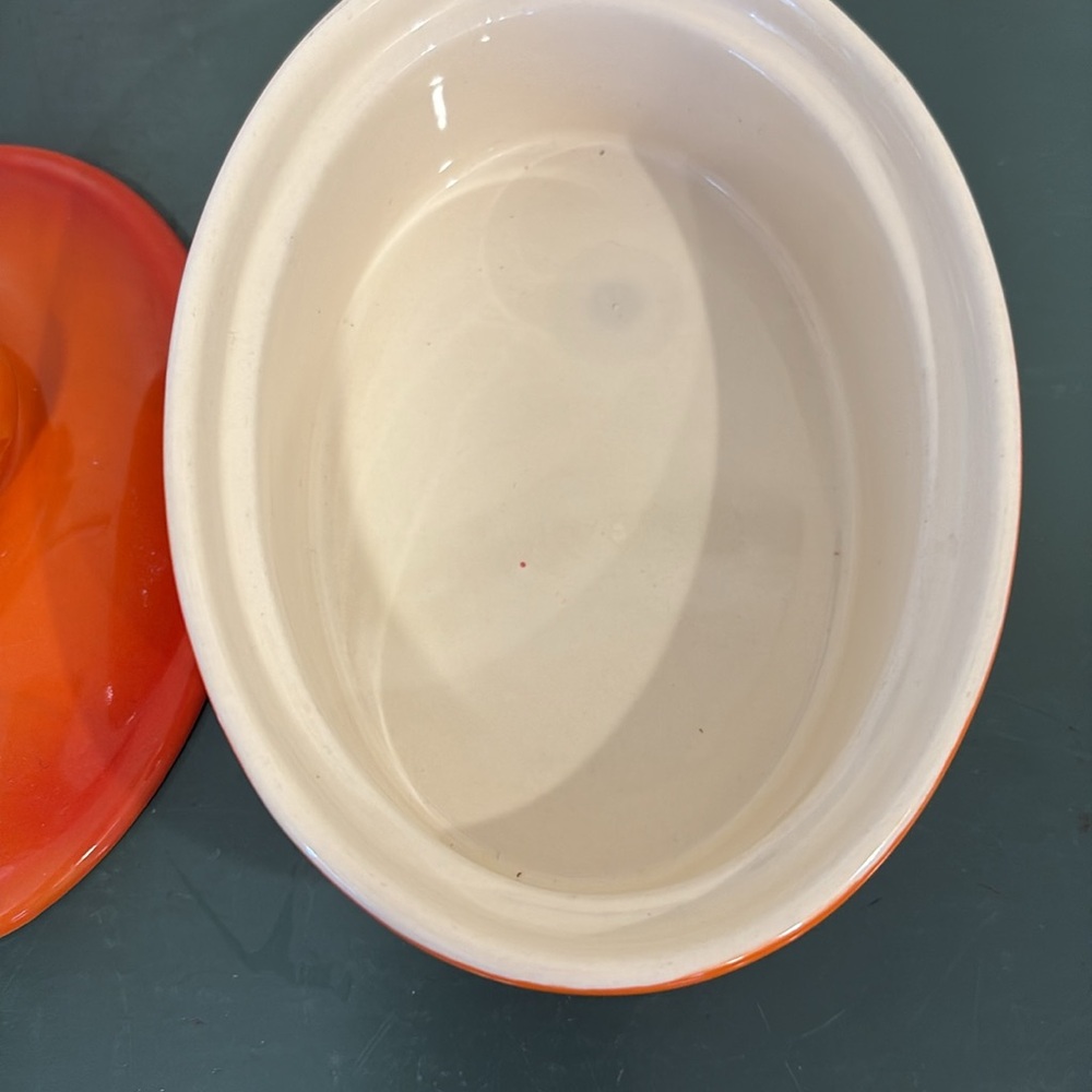 SwissPro Orange Ramekin Mini Chicken Lidded Casserole Dish. - Picture 6 of 7